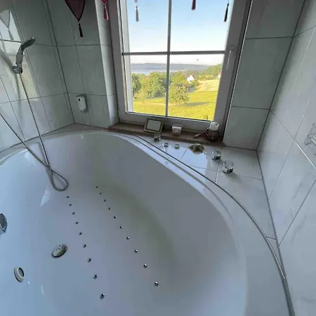 Romantik-suite Mit Whirlpool Apartment